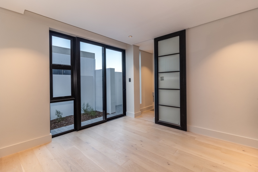 4 Bedroom Property for Sale in Pearl Valley at Val de Vie Western Cape